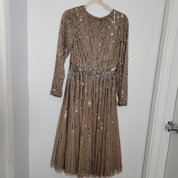 Mac Duggal Sequin Long Sleeve Cocktail Dress NWT - Picture 4 of 9